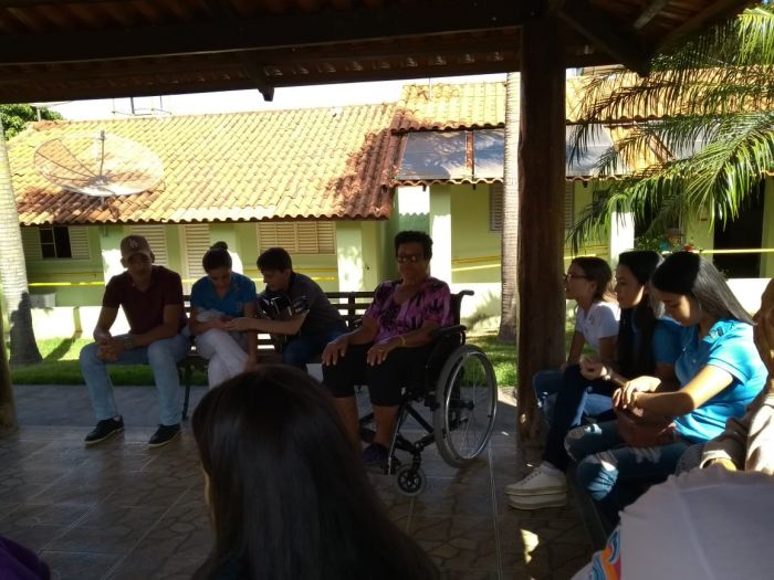 VISITA AO LAR DO IDOSO 